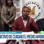 ASOCIACIÓN DE PERIODISTAS FIRMA CONVENIO PARA IMPULSAR CAMPAÑA DE CONCIENCIA AMBIENTAL